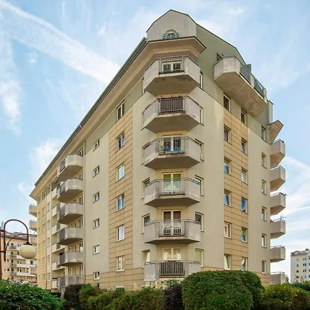 Ursus By Renters Apartment *