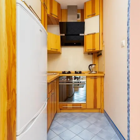 Ursus By Renters *