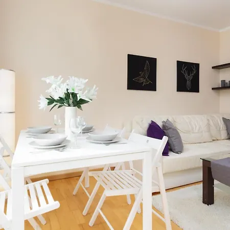 Ursus By Renters Apartment Warsaw